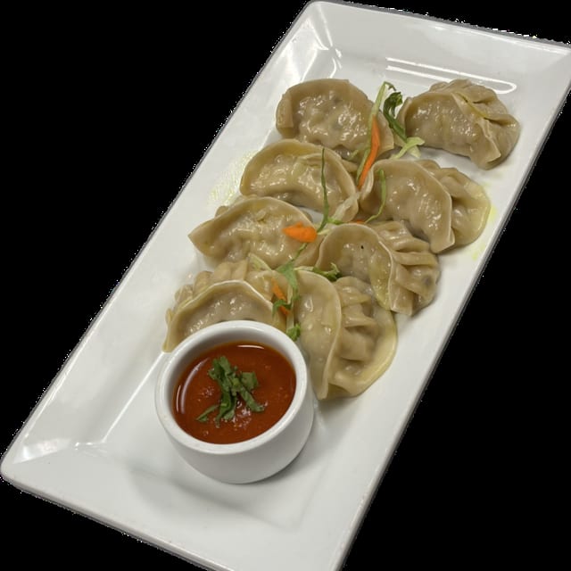 Steamed Chicken Momos.